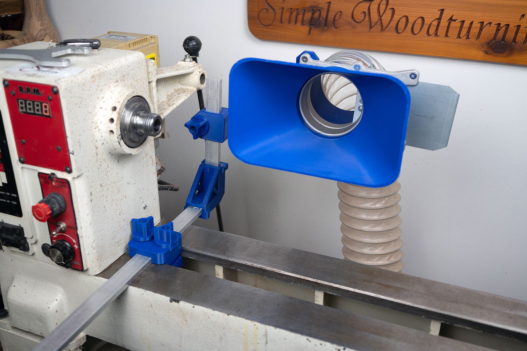 Simple Dust Collection System for Split-Bed Wood Lathe – Compatible with 4" Tubing