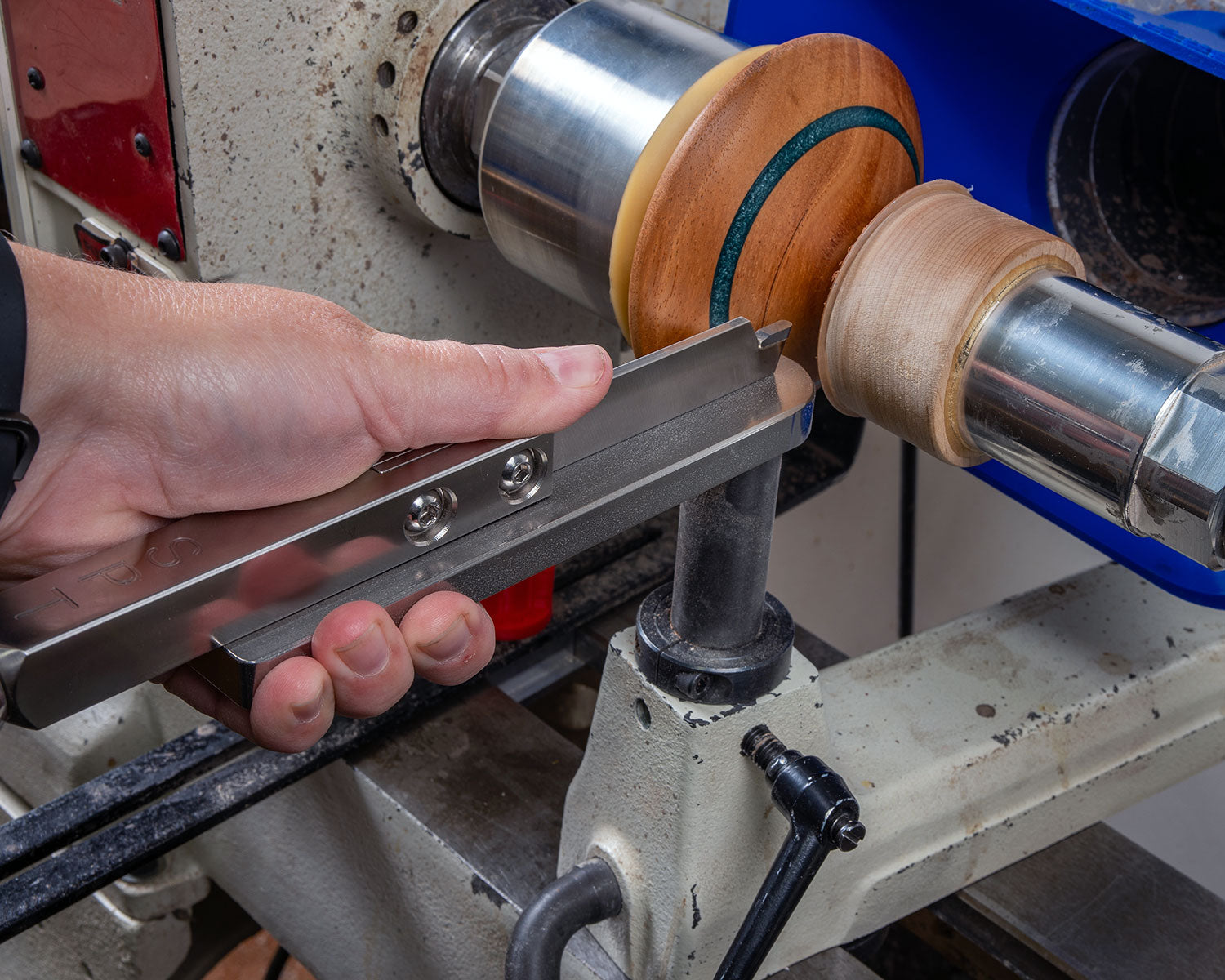 Simple Carbide Parting Tool for Wood Lathe